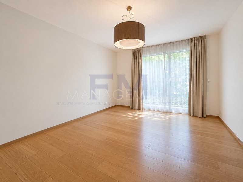 Chemin du Velours - 5 pièces d'env. 145 m² au rez-de-chaussée (8)