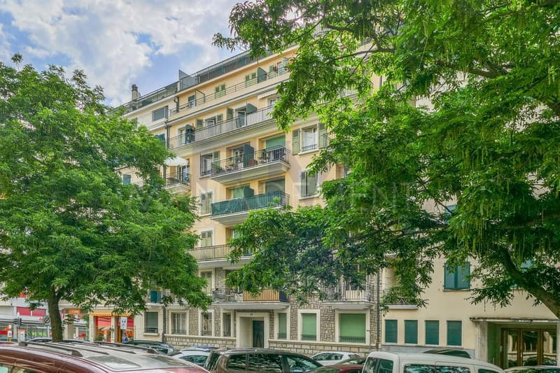 Rue de la Canonnière, 2.5 rooms of approximately 36 m² on the 5th floor (3)