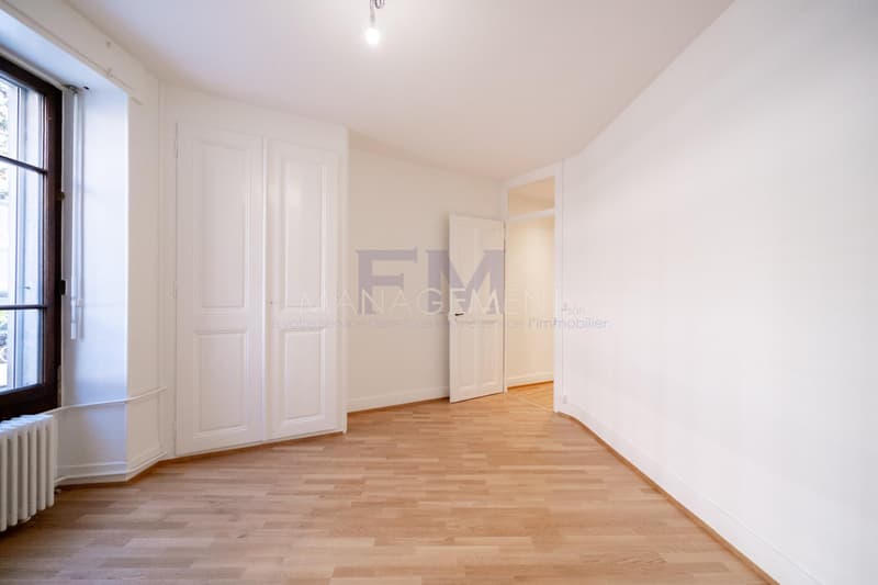 Carouge - Rue des Caroubiers - Appartement 2 pièces d'environ 47m2 au rez-de-chaussée (6)