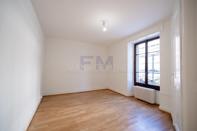 Carouge - Rue des Caroubiers - Appartement 2 pièces d'environ 47m2 au rez-de-chaussée (4)