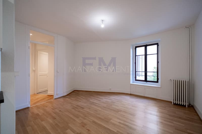 Carouge - Rue des Caroubiers - Appartement 2 pièces d'environ 47m2 au rez-de-chaussée (2)