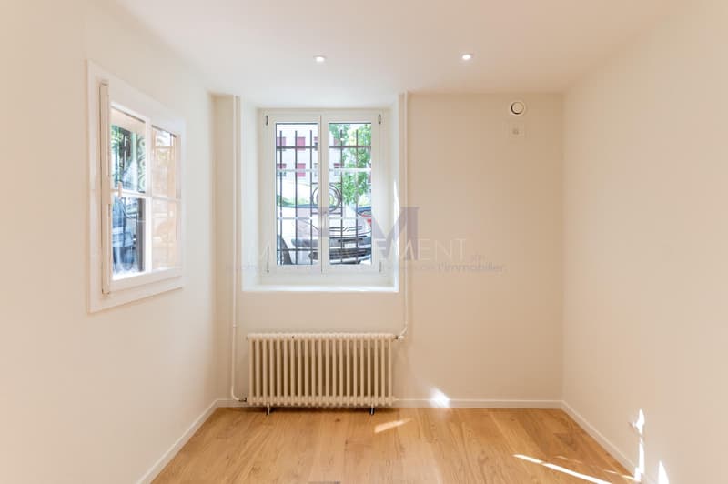 Rue des Cèdres ? Bureau d'env. 62 m² au 1er sous-sol (1)