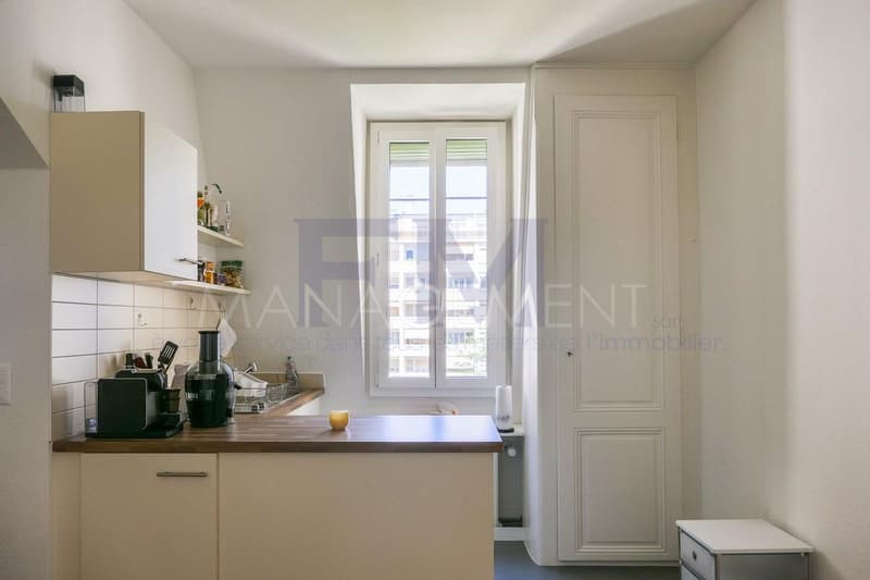 Rue Monnier ? 2 pièces meublé d'env. 70 m² au 3ème étage (3)