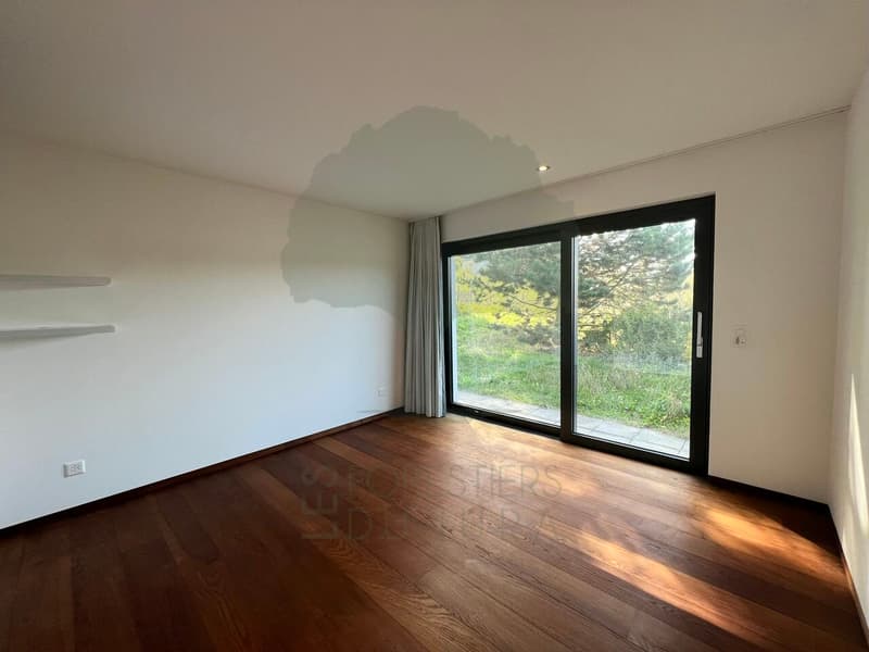 Magnifica casa di architettura di 300m2 su un terreno di 2'333m2 (9)