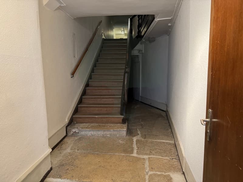 Spazio per uffici nella vecchia città di Porrentruy (12)