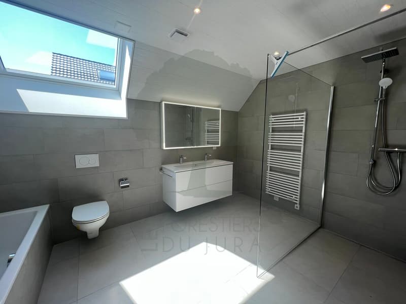 Bella casa familiare di 200m2 a Porrentruy (8)