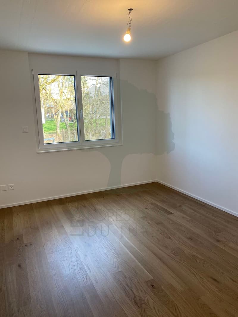 Bella casa di architetto di 4,5 locali a piano terra (9)