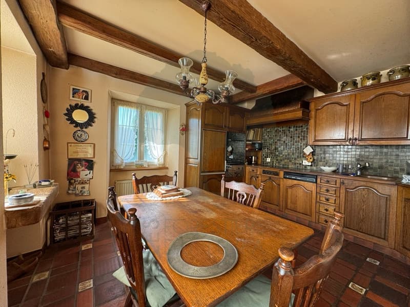 Casa di carattere con granaio amovibile ad Alle (9)