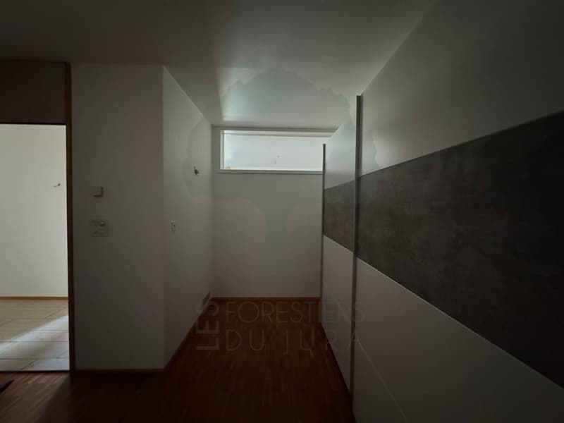 Professional space / former medical office - 114 m² - Courfaivre (13)