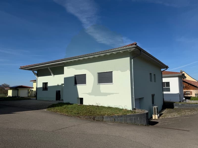 Ampia casa familiare di 10,5 locali a Cornol (11)