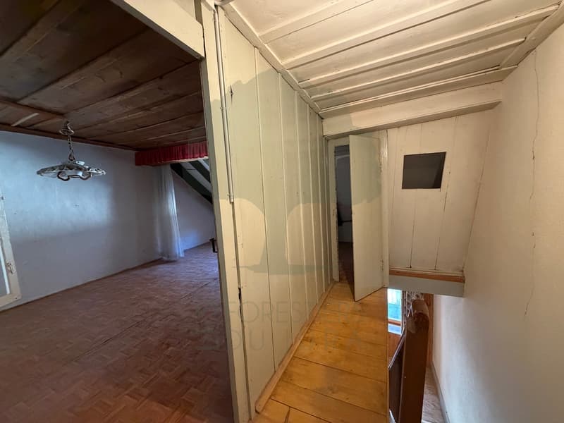 Maison à rénover entièrement au coeur de Saint-Ursanne (12)
