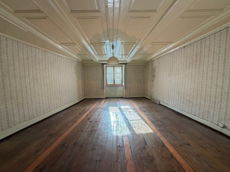 Maison à rénover entièrement au coeur de Saint-Ursanne (10)