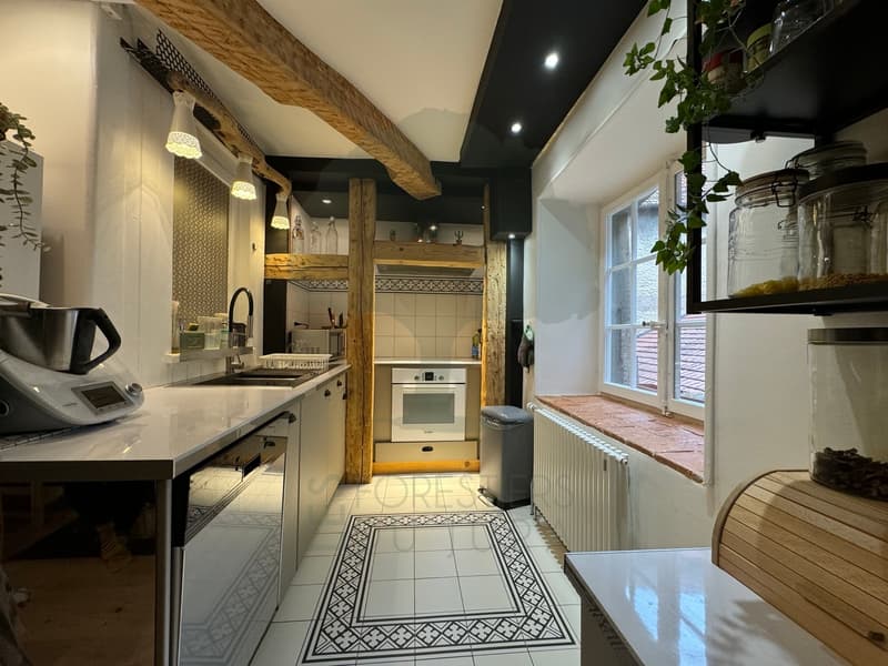 Casa vecchia affascinante con ristrutturazione - Bei volumi e potenziale (5)