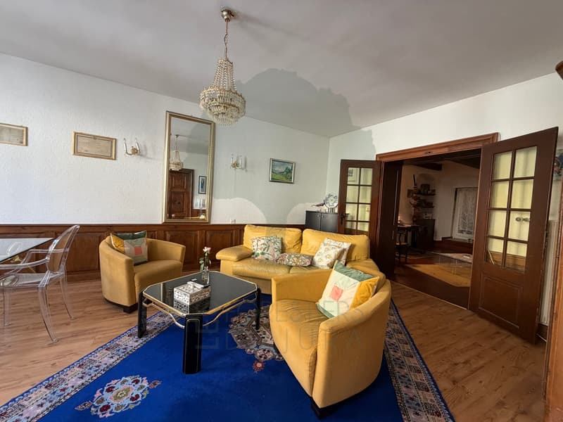 Character apartment of 4 rooms in the old town of Porrentruy (4)