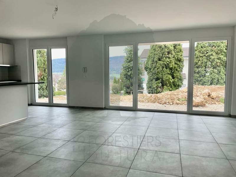 Meraviglioso appartamento di 3.5 locali con giardino privato (2)