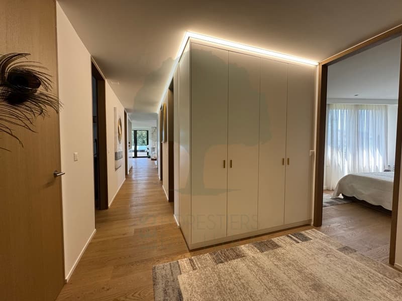 Superbe appartement 5.5 pièces de 170 m² avec terrasse de 62 m² (2)