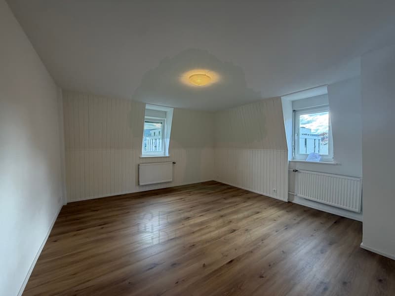 Spacieux 5,5 pièces en duplex entièrement rénové à Delémont (2)