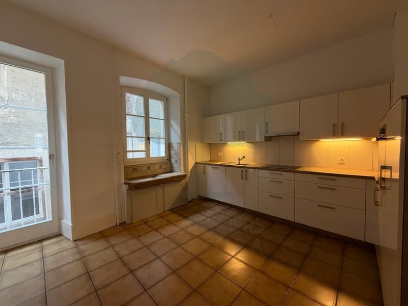 Magnifique appartement 4,5 pièces de 186 m² au coeur de Porrentruy (8)