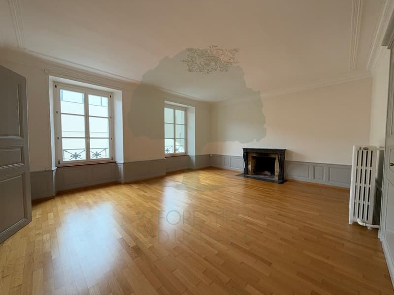 Magnifique appartement 4,5 pièces de 186 m² au coeur de Porrentruy (5)
