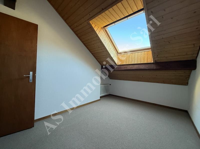 Exceptional situation close to all amenities (5)