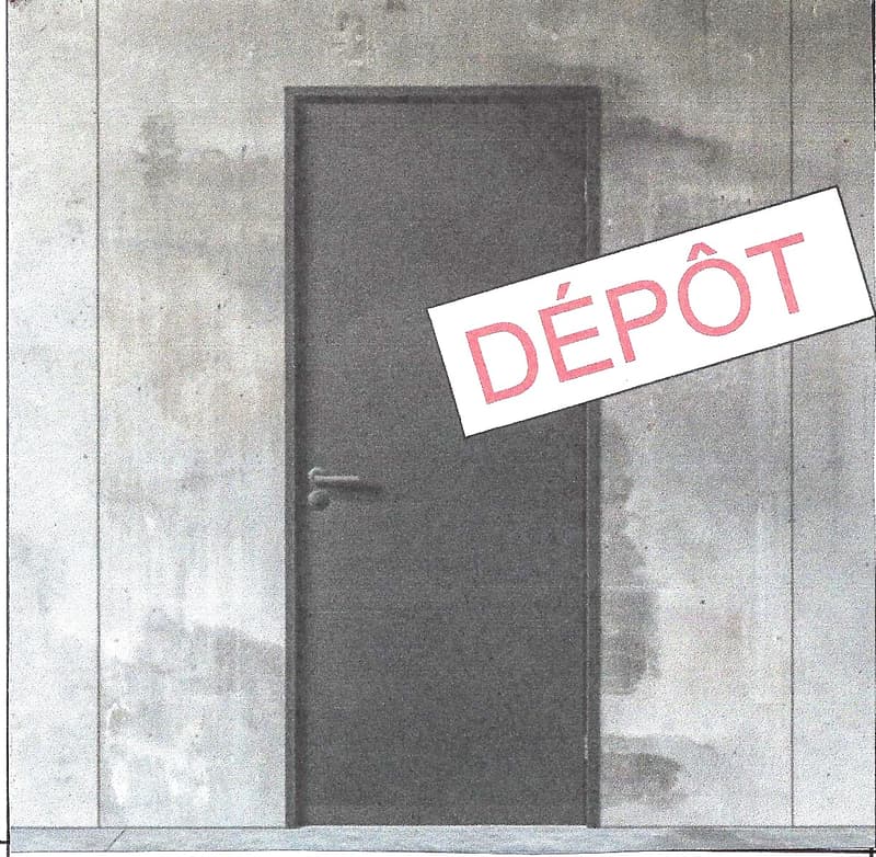 GRAND DEPOT DE 85m2 AU SOUS- SOL - Eaux Vives (4)