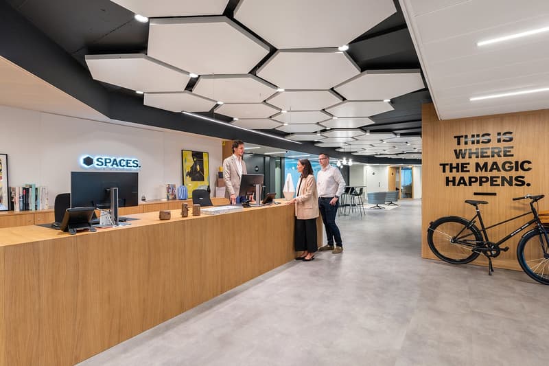 A fully equipped coworking office for you and your team at Spaces Main Station (4)
