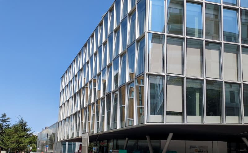 De magnifiques bureaux sur mesure pour 3 personnes à Spaces Quartier de l'Étang (17)