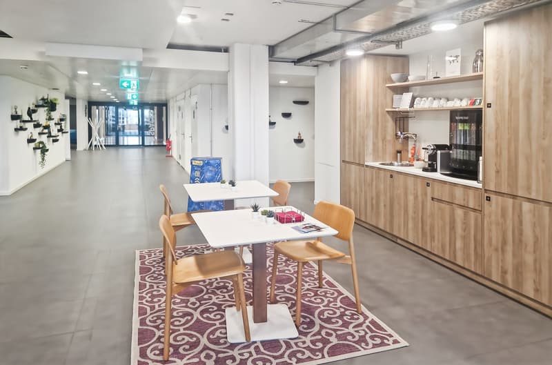 Bureaux privés entièrement équipés pour vous et votre équipe dans Spaces Ambassador House (9)