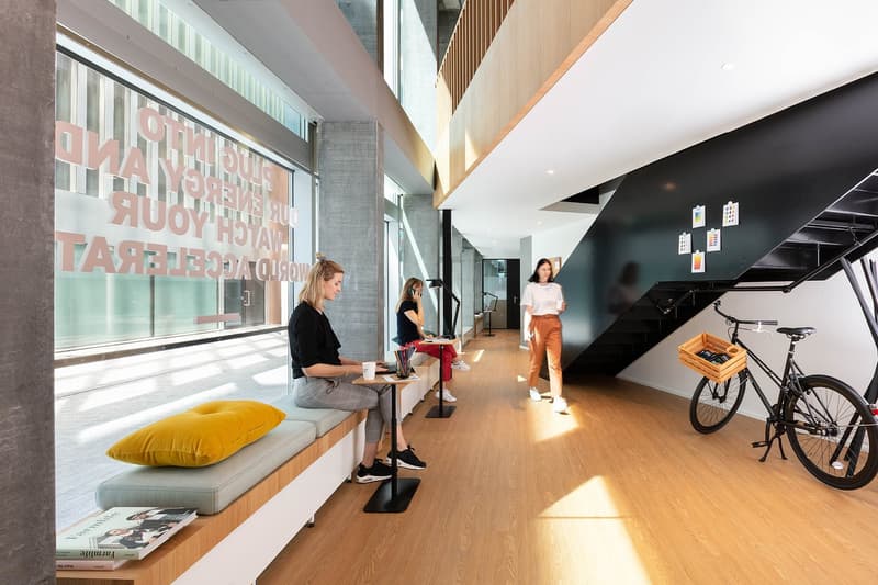 Accès direct aux grands bureaux dans Spaces The Circle 6 (3)