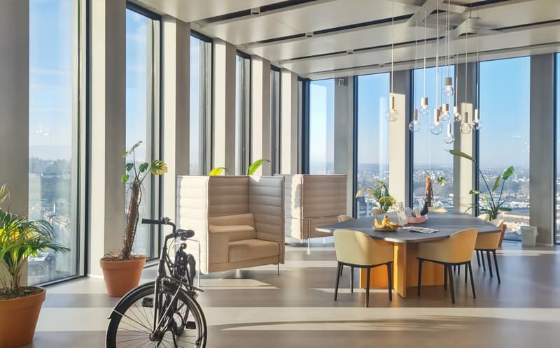 Travaillez, tenez des réunions et promouvez la collaboration dans des bureaux à Spaces Grosspeter Tower (9)