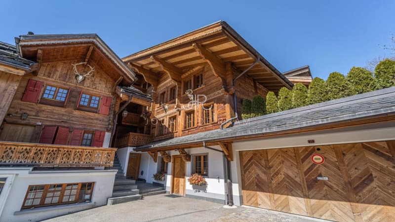 Chalet storico nel cuore del villaggio (1)