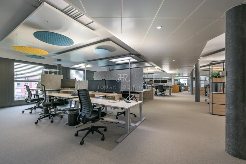 700 m2 di uffici in affitto in un edificio moderno (5)