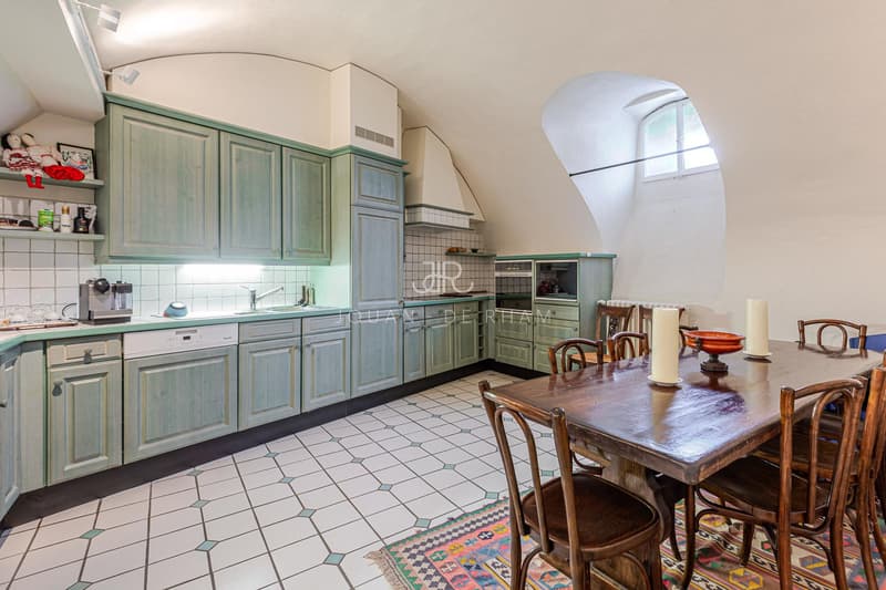 Appartamento in un edificio di prestigio (4)