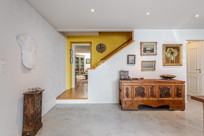 Beautiful character house in the heart of Veyrier village (7)