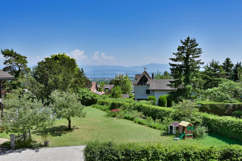 Villa individuelle avec vue lac et Alpes - Au coeur de Sus-Châtel (Genolier) - Parfaitement rénovée Performance énergétique A (2)