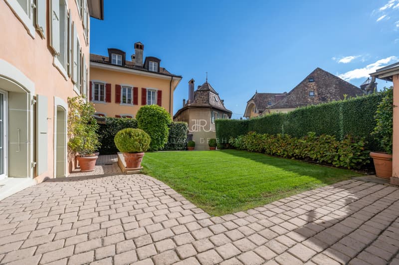 Bella Casa di Charme - Vecchio Borgo Aubonne (8)