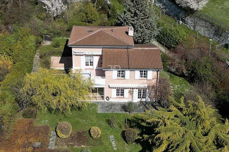 Charmantes Haus mit Aussicht (1)