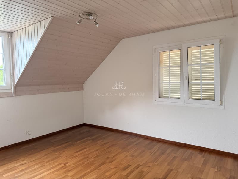 Mont-sur-Rolle | Villa avec piscine et vue imprenable (10)