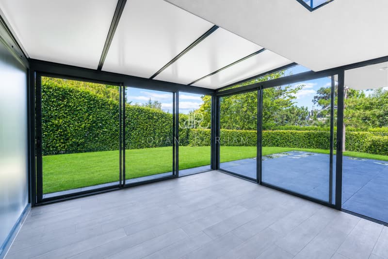 Magnifique villa moderne proche du lac (4)