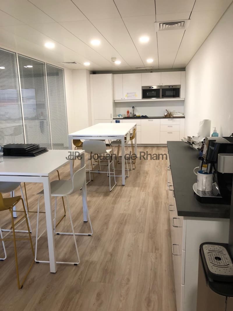 Plan-les-Ouates | Laboratoires biologiques et bureaux complètement aménagés - 526 m² (7)
