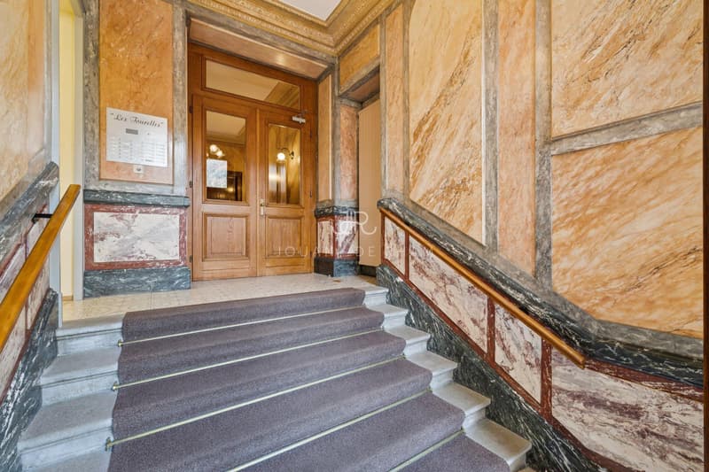 Exklusivität - Außergewöhnliche Wohnung auf den Uferpromenaden (2)
