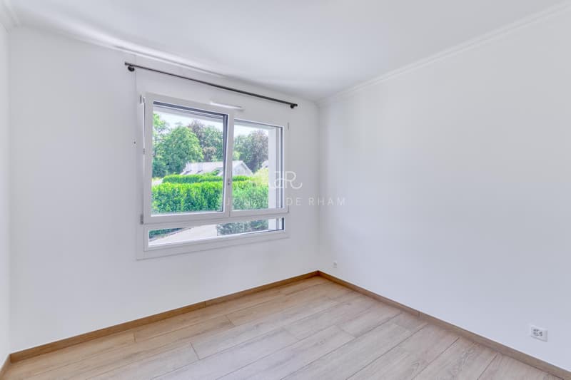Magnifique villa moderne proche du lac (6)
