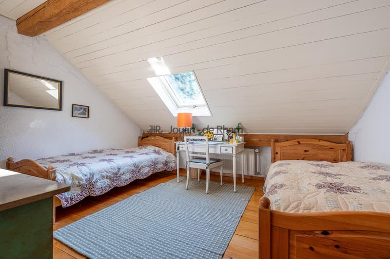 Essertines-sur-Rolle | Maison de charme et son annexe en zone village (10)