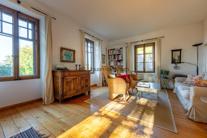 Essertines-sur-Rolle | Maison de charme et son annexe en zone village (9)