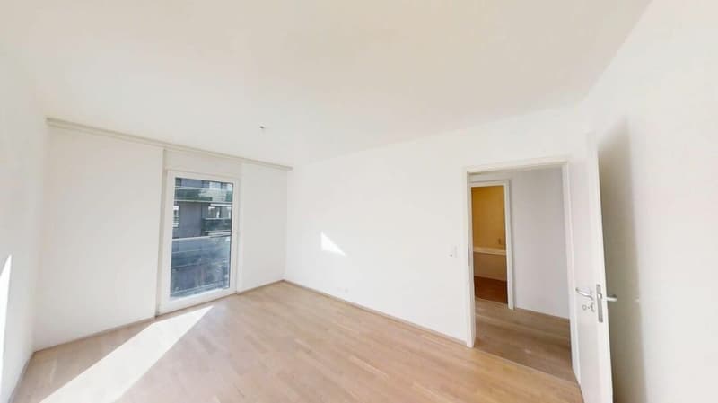 Beautiful 5-room apartment with large 40m2 balcony (11)