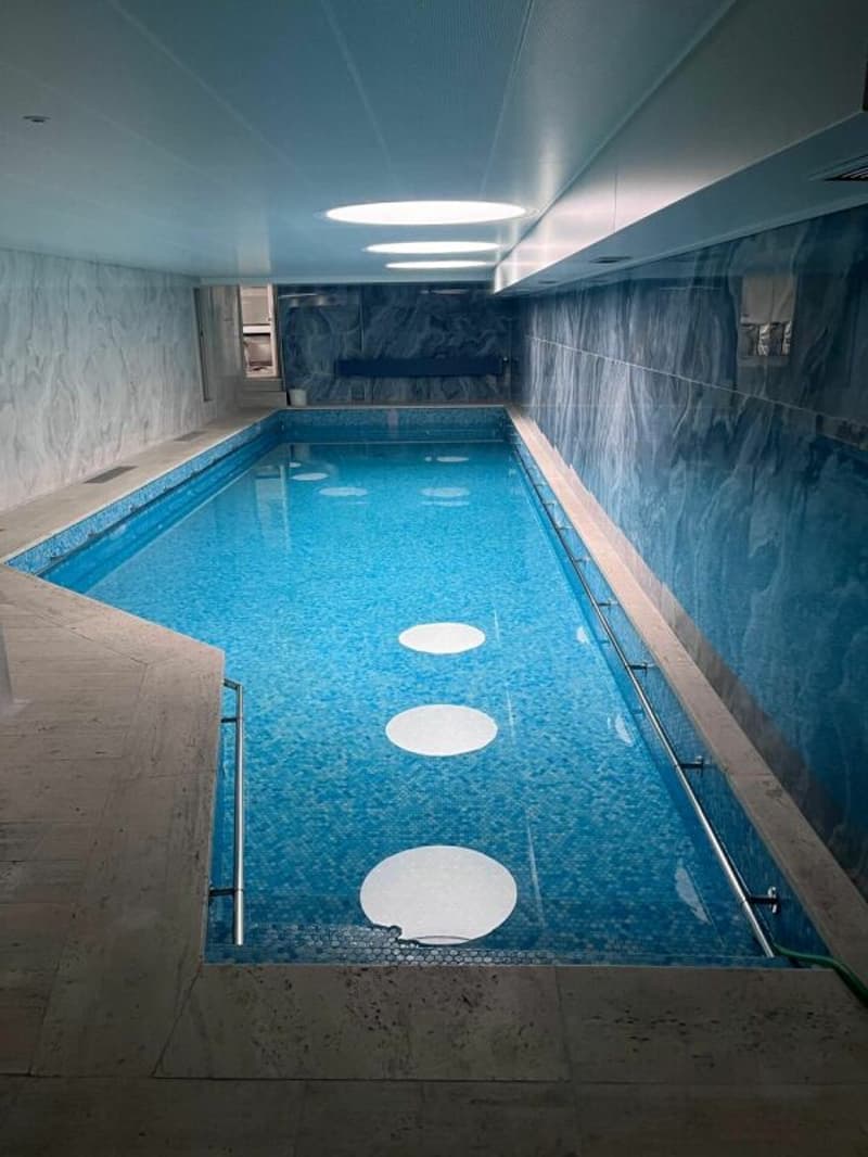 Chalet avec piscine intérieur à Crans-Montana (10)