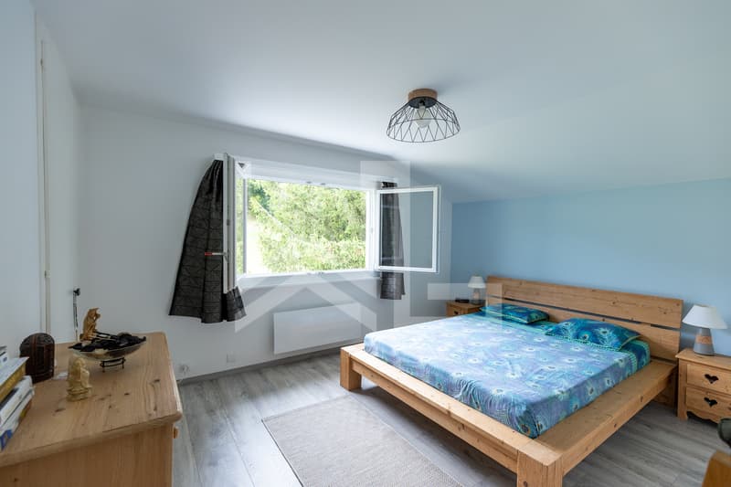 Charming villa with a calm view (10)