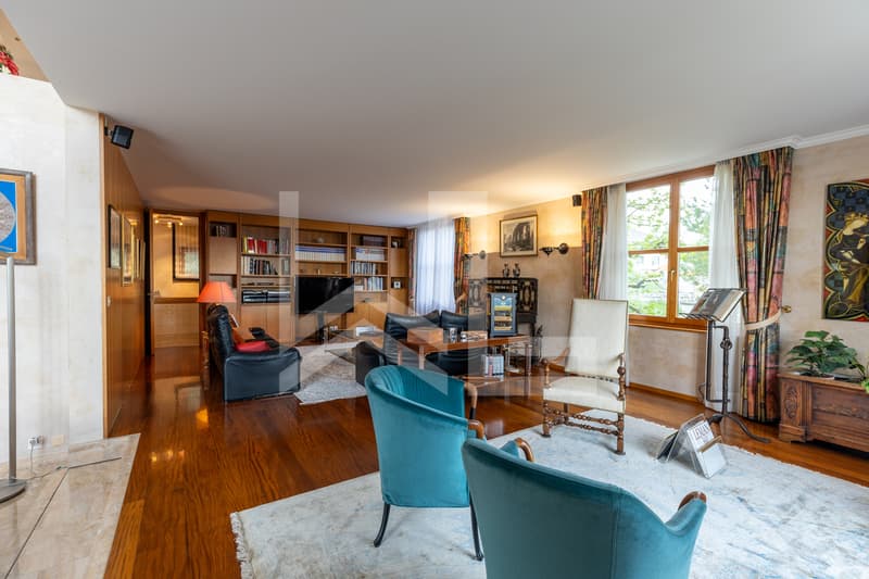 Villa avec vue imprenable sur la Côte, le Lac et les Alpes (11)