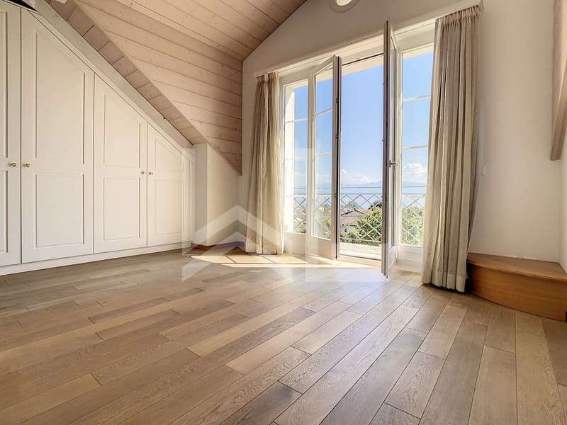 Propriété avec appartement attenant et piscine intérieure (5)