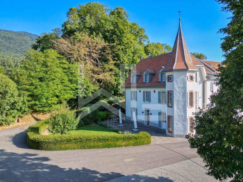 Maison de charme et de caractère avec vue panoramique (1)